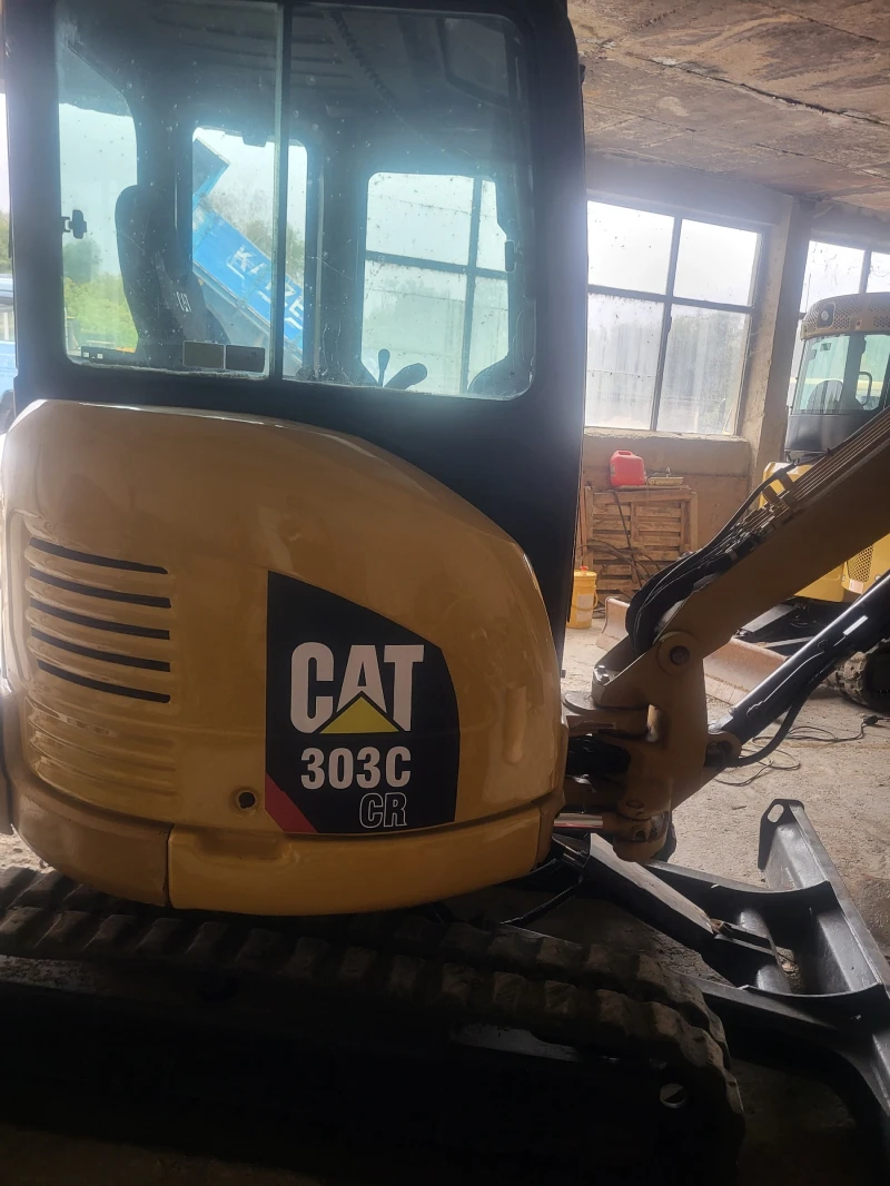 Багер Cat 303, снимка 7 - Индустриална техника - 53181943