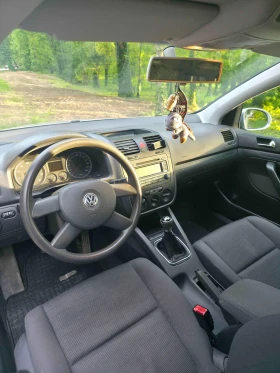 VW Golf V 1.4 / 192 хил.км / обслужен / 2 комплекта гуми, снимка 6