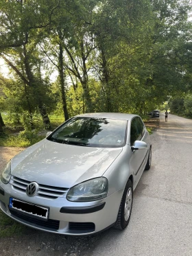 VW Golf V 1.4 / 192 хил.км / обслужен / 2 комплекта гуми, снимка 1
