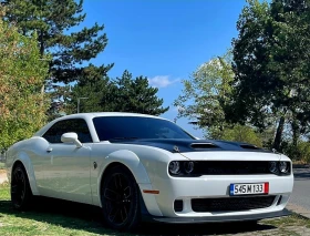     Dodge Challenger Hellcat Red Eye