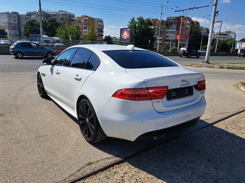 Jaguar XE, снимка 4 - Автомобили и джипове - 41607609