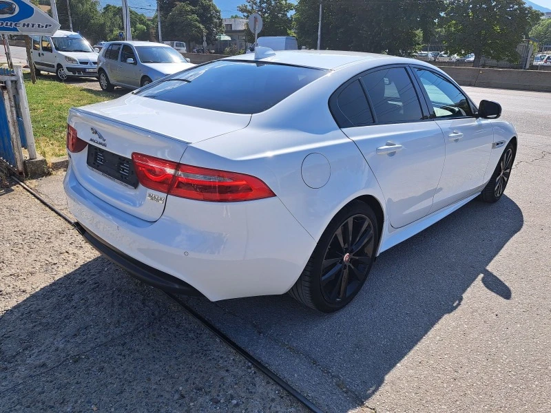 Jaguar XE, снимка 6 - Автомобили и джипове - 41607609