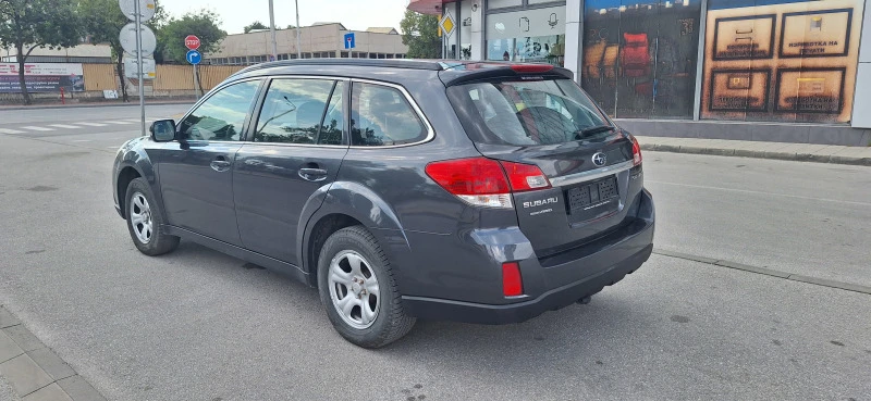 Subaru Outback 2.5 i, Швейцария , снимка 7 - Автомобили и джипове - 47337389