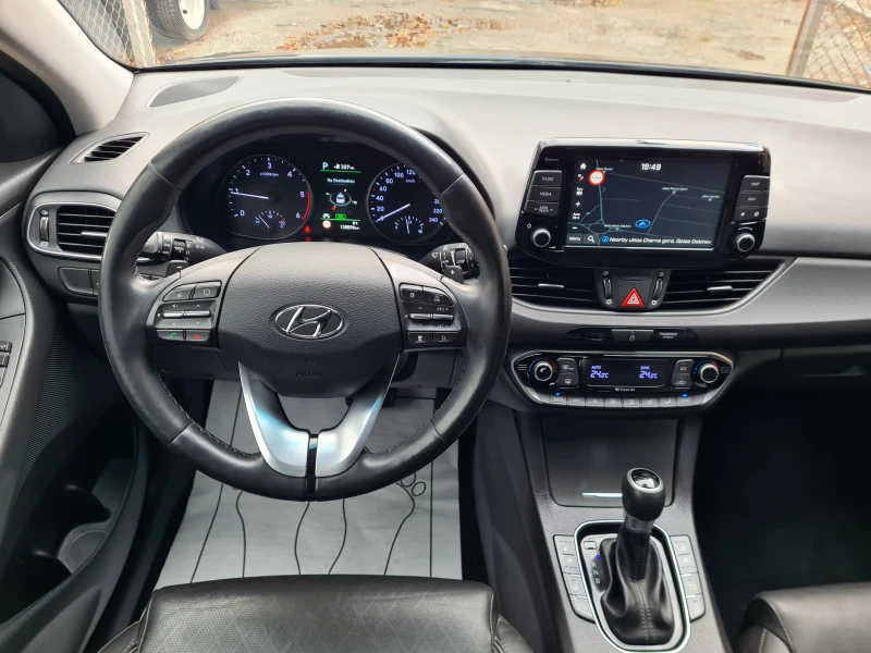 Hyundai I30 1.6crdi autom. Full, снимка 10 - Автомобили и джипове - 48068875