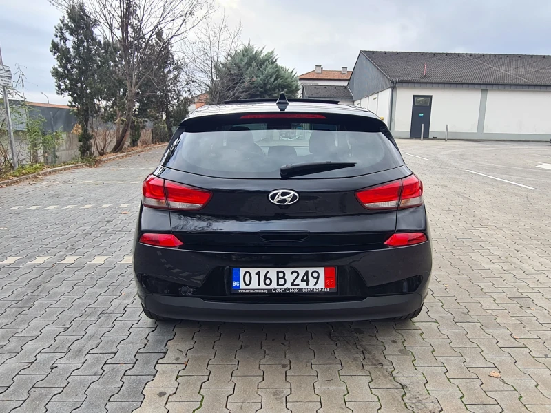 Hyundai I30 1.6crdi autom. Full, снимка 6 - Автомобили и джипове - 48068875