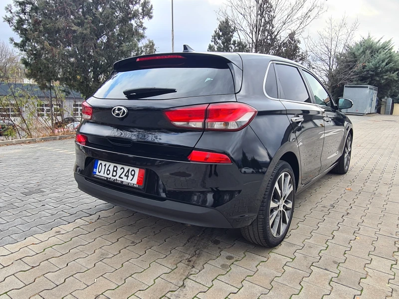 Hyundai I30 1.6crdi autom. Full, снимка 4 - Автомобили и джипове - 48068875