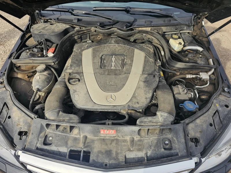 Mercedes-Benz C 300 V-6 , снимка 13 - Автомобили и джипове - 49438457