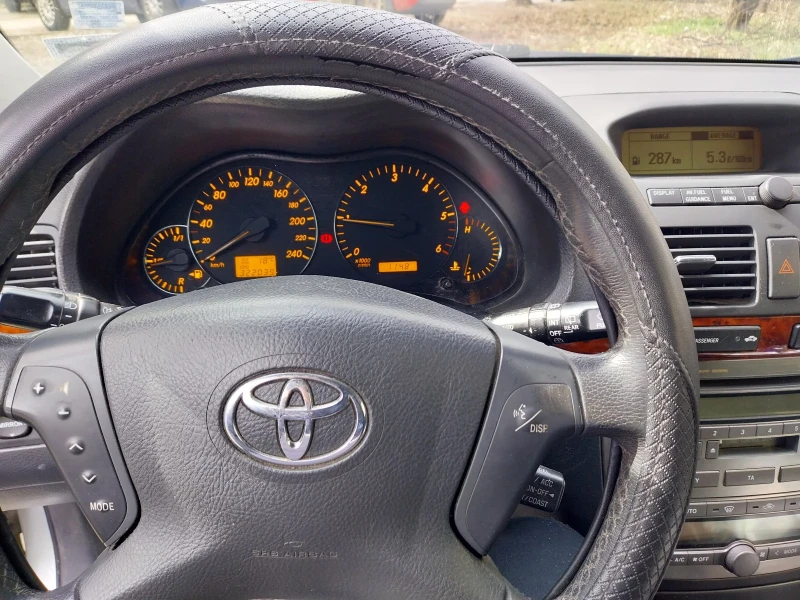 Toyota Avensis 2.0 d4d, снимка 8 - Автомобили и джипове - 49449474