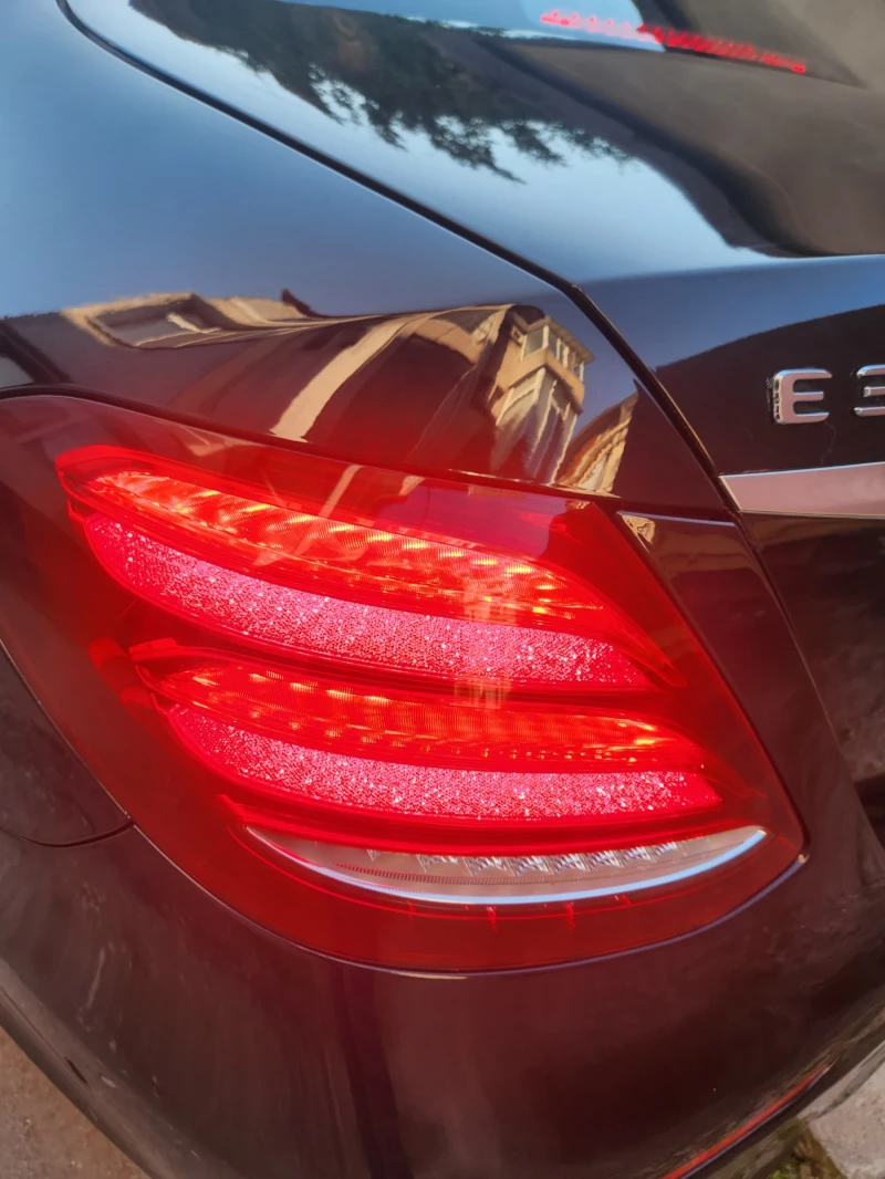 Mercedes-Benz E 350 AMG line, plug-in hibrid, спорт  пакет, снимка 7 - Автомобили и джипове - 52500787