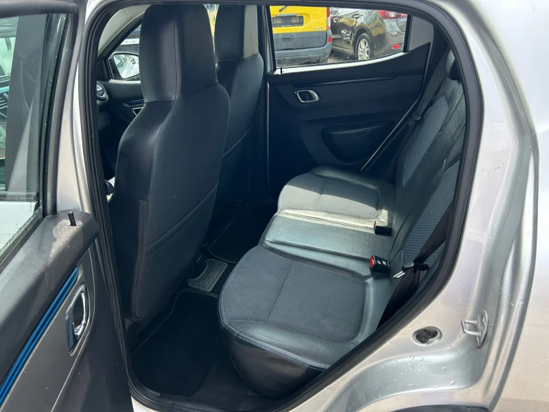 Dacia Spring Електик, снимка 12 - Автомобили и джипове - 51416530