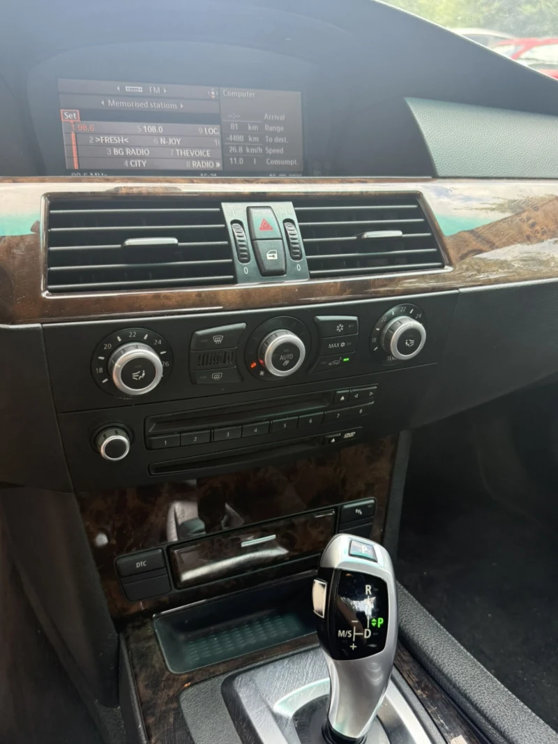 BMW 530 XDrive FaceLift, снимка 8 - Автомобили и джипове - 52863342