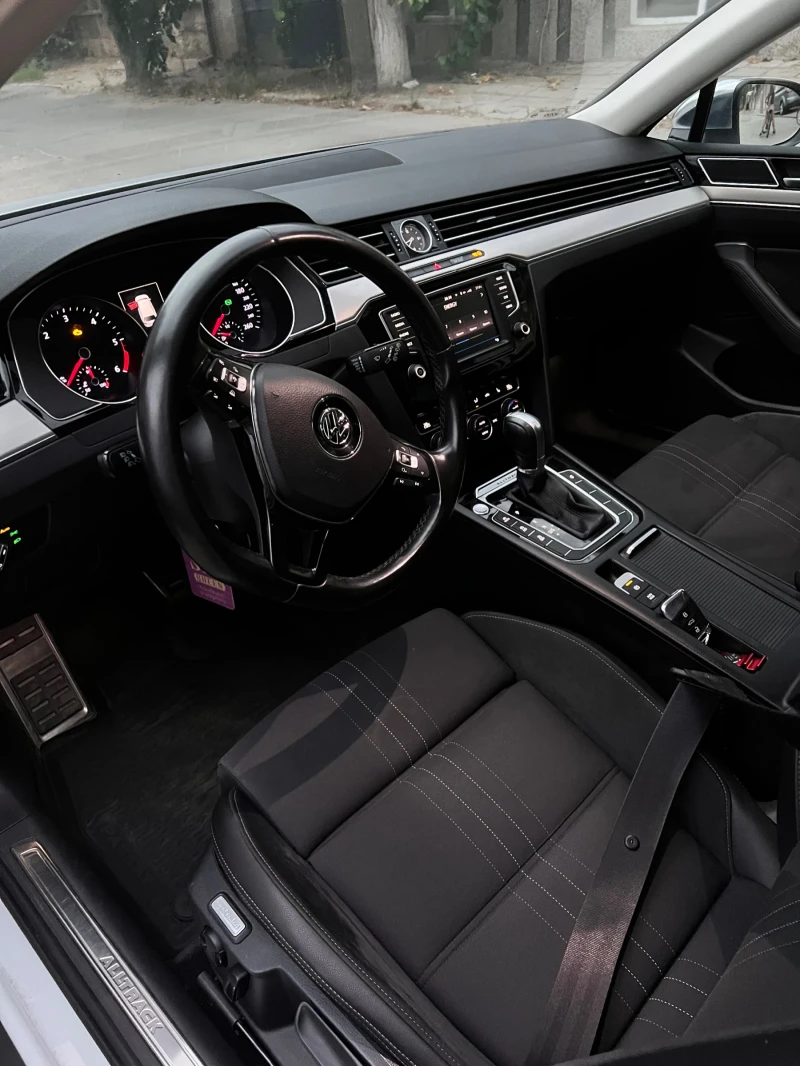 VW Alltrack 2000 TDI ALLTRACK 4X4 190 КС DSG, снимка 9 - Автомобили и джипове - 52584691