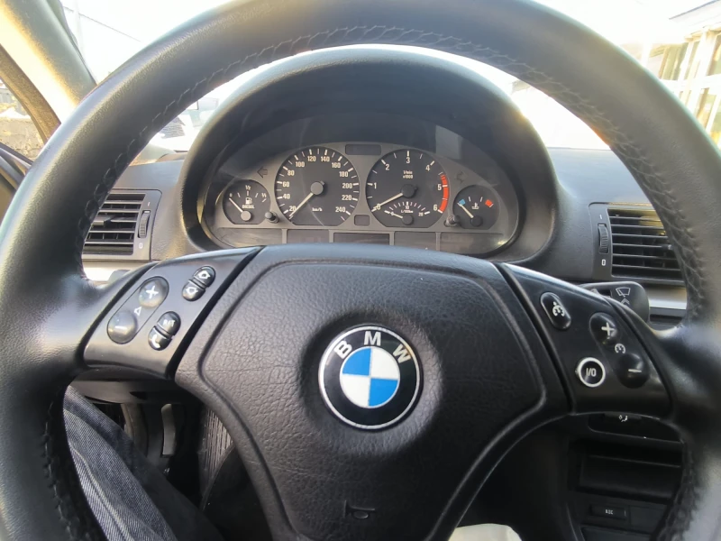 BMW 320 D, снимка 11 - Автомобили и джипове - 52662557