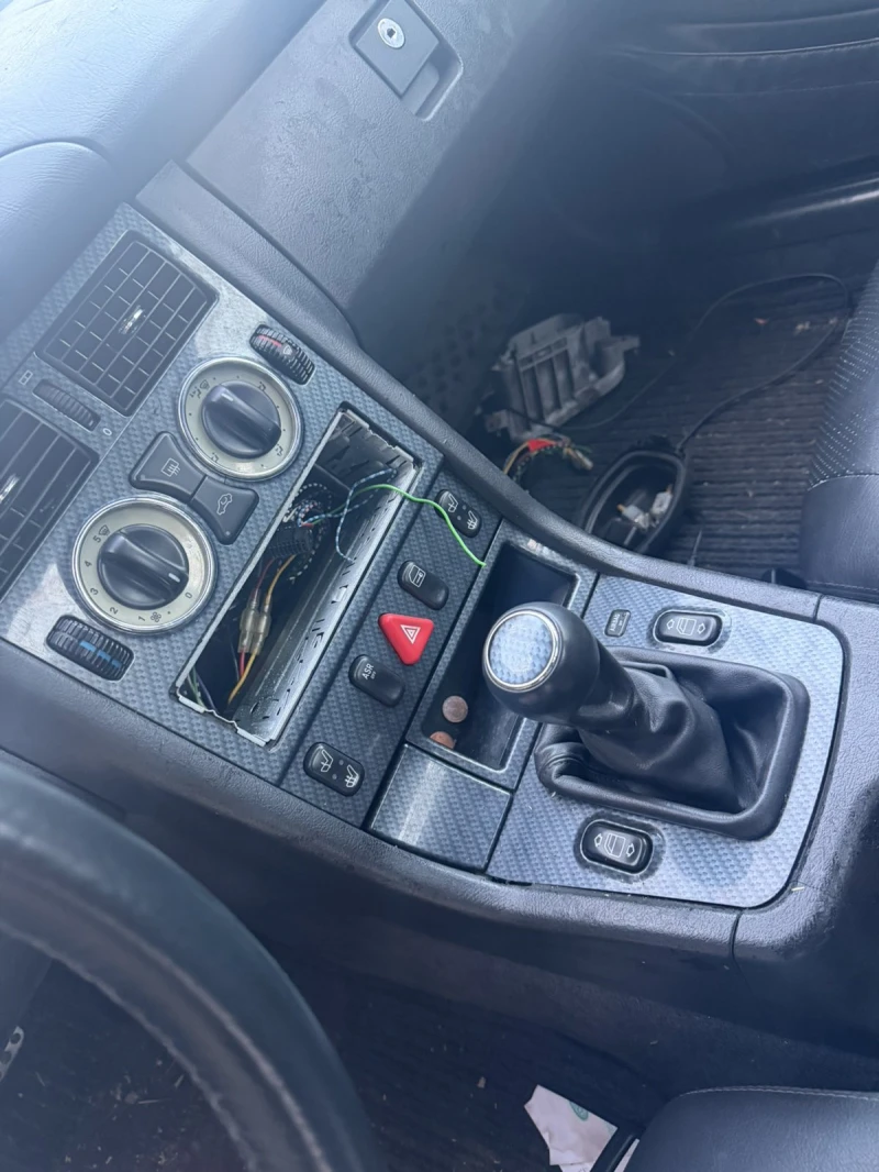 Mercedes-Benz SLK, снимка 11 - Автомобили и джипове - 52861560