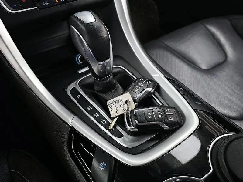 Ford Mondeo 2.0 TDCI - изображение 9