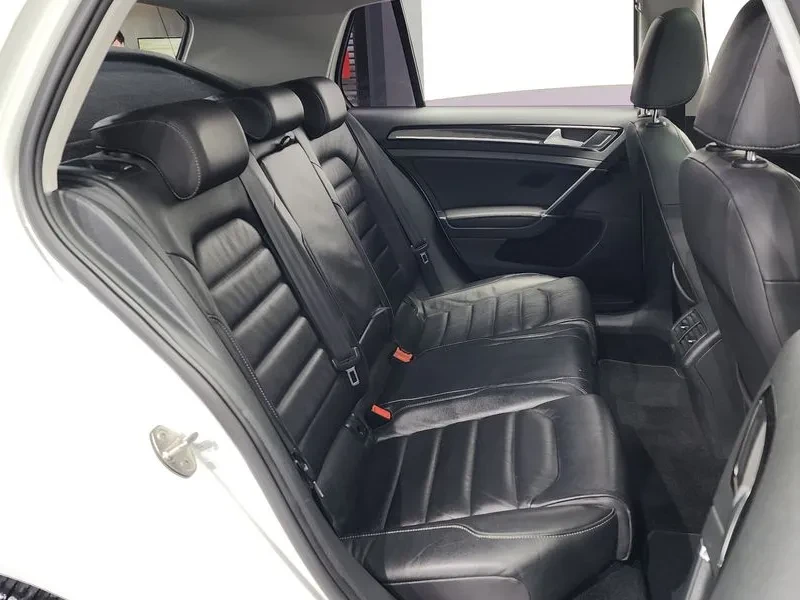 VW Golf 1.4 Tsi Premium, снимка 12 - Автомобили и джипове - 55748627