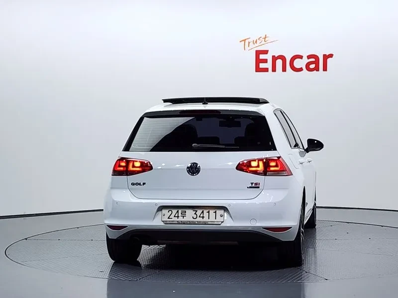 VW Golf 1.4 Tsi Premium, снимка 4 - Автомобили и джипове - 55748627