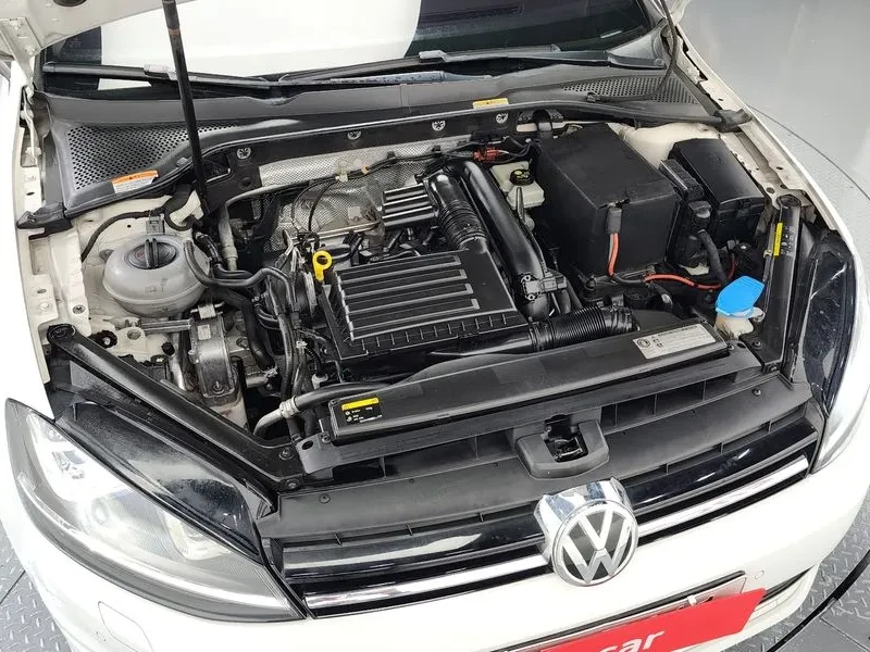 VW Golf 1.4 Tsi Premium, снимка 6 - Автомобили и джипове - 55748627