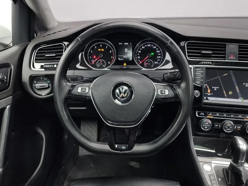 VW Golf 1.4 Tsi Premium, снимка 13 - Автомобили и джипове - 55748627