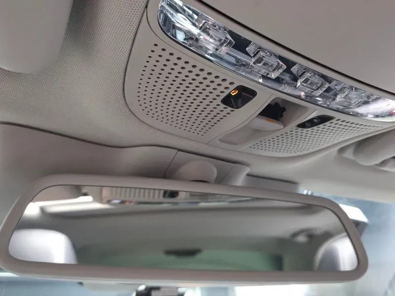Mercedes-Benz C 200 САМО 30% АВАНС, снимка 17 - Автомобили и джипове - 56064892