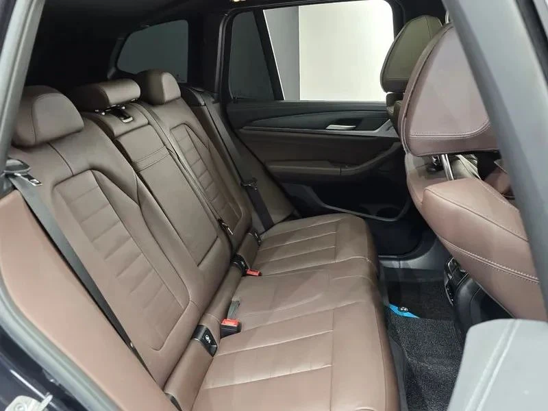 BMW iX3, снимка 11 - Автомобили и джипове - 56687893