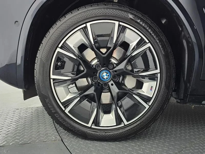 BMW iX3, снимка 5 - Автомобили и джипове - 56687893