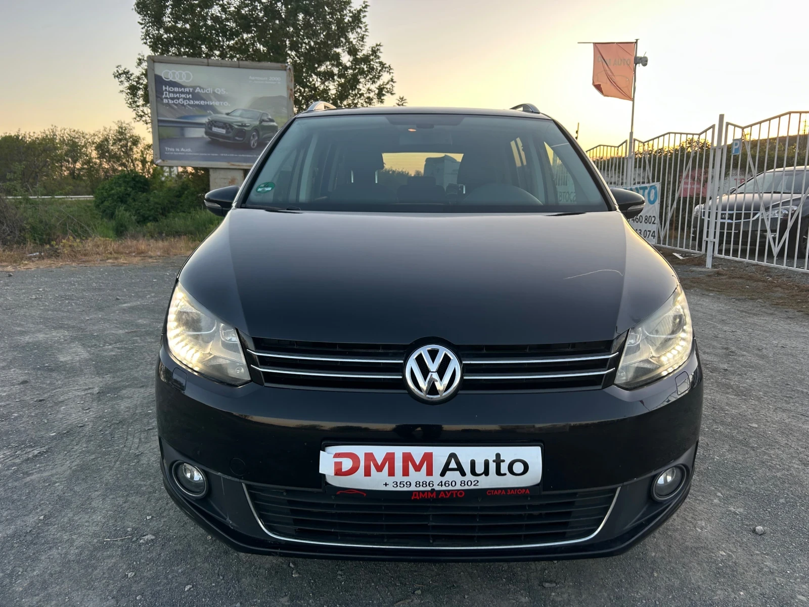 VW Touran 2.0 TDI / HIGHLINE / ПАНОРАМА / НАВИ / АЛКАНТАРА  - изображение 2