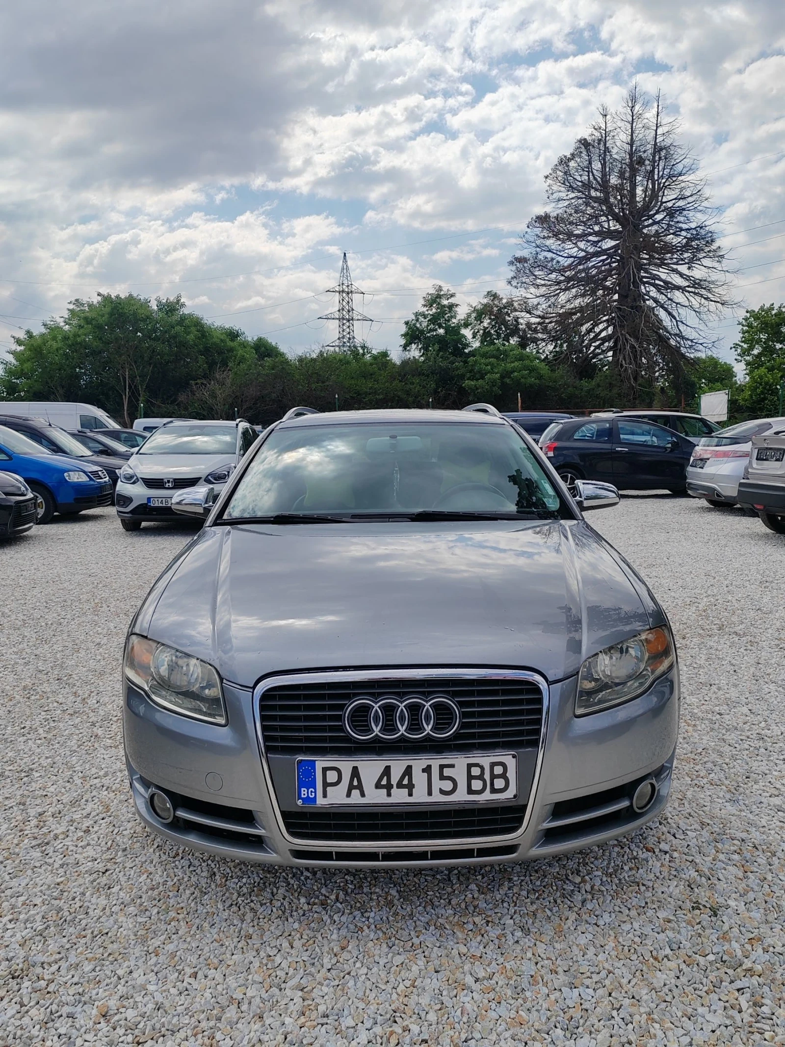 Audi A4 2.0, 140к.с. Навигация, камера  - изображение 5