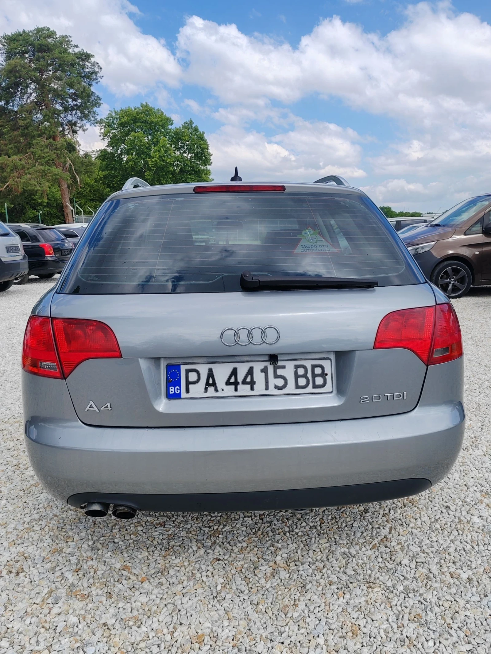 Audi A4 2.0, 140к.с. Навигация, камера  - изображение 6