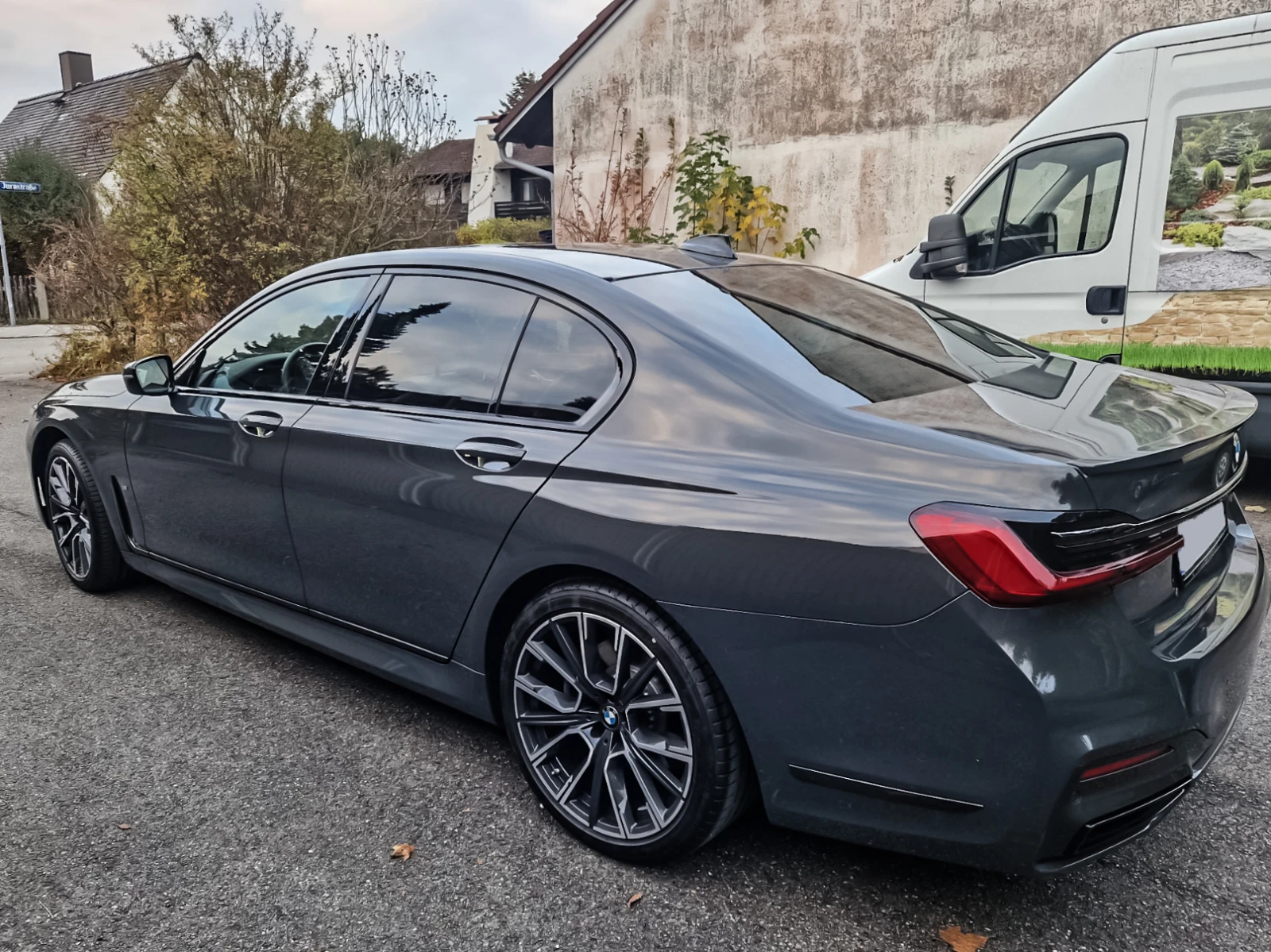BMW 740 xDrive M-Paket   Individual / FULL - изображение 4
