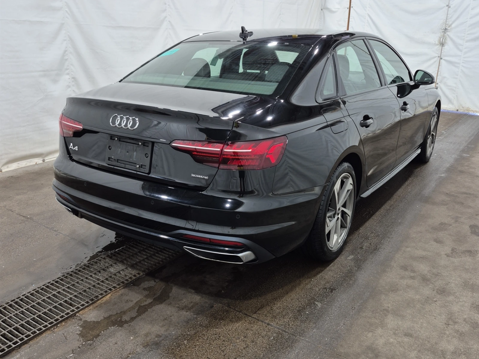 Audi A4 * АВТОКРЕДИТ* * ЦЕНА ДО БЪЛГАРИЯ*  - изображение 3