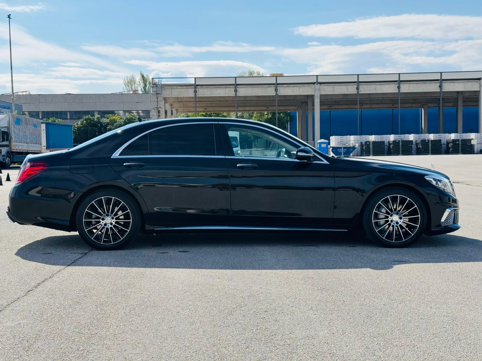Mercedes-Benz S 350 AMG Лонг Нощно Хладилник 4хмасаж Панорама Дистрон - изображение 3