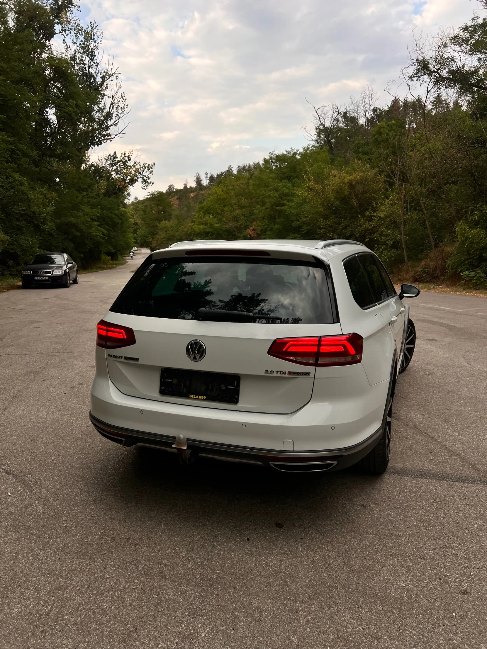 VW Alltrack 2000 TDI ALLTRACK 4X4 190 КС DSG - изображение 5