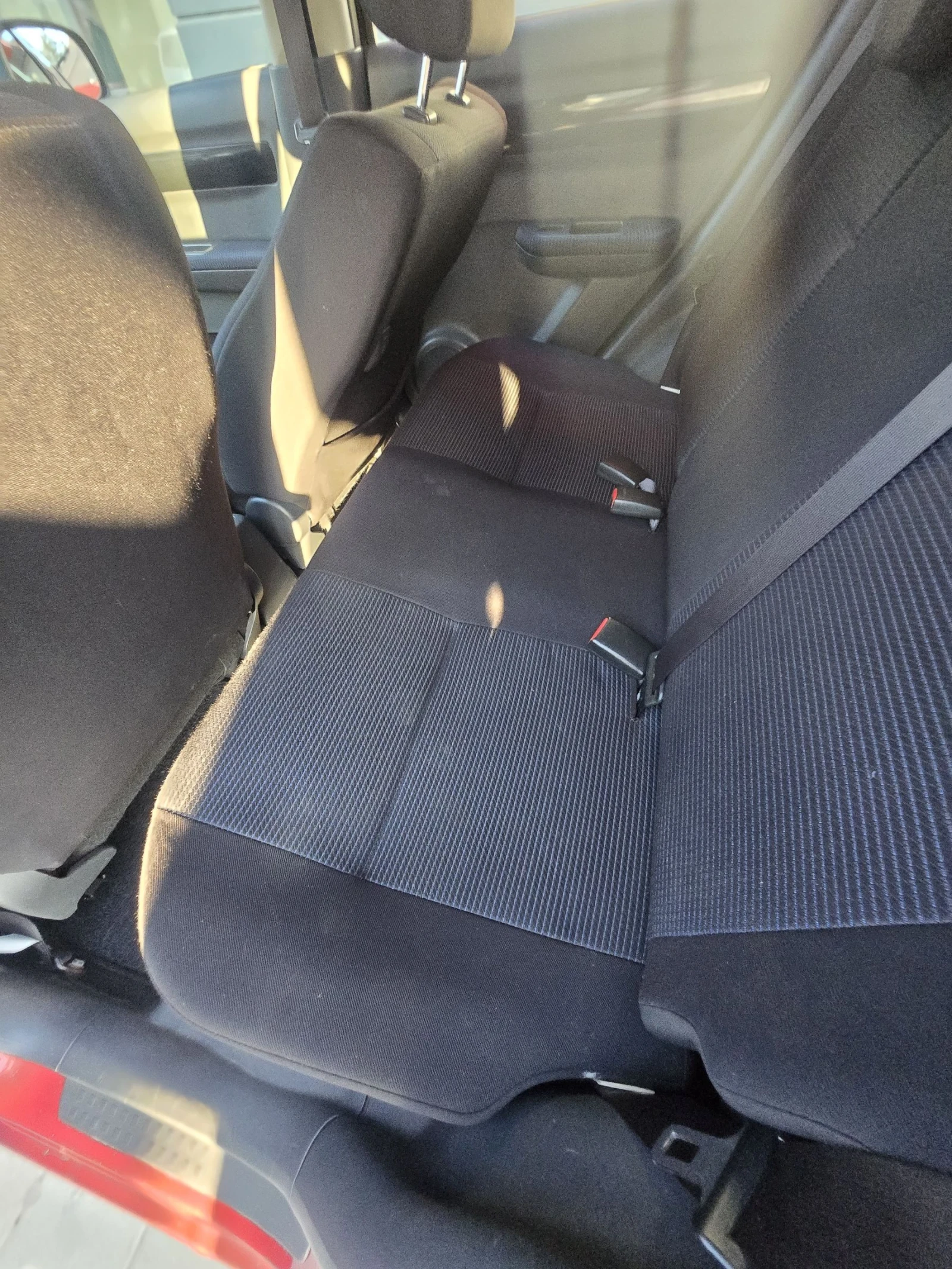 Suzuki Swift 1.3 бензин 90к.с. 130000км.4?4, снимка 15 - Автомобили и джипове - 53818493