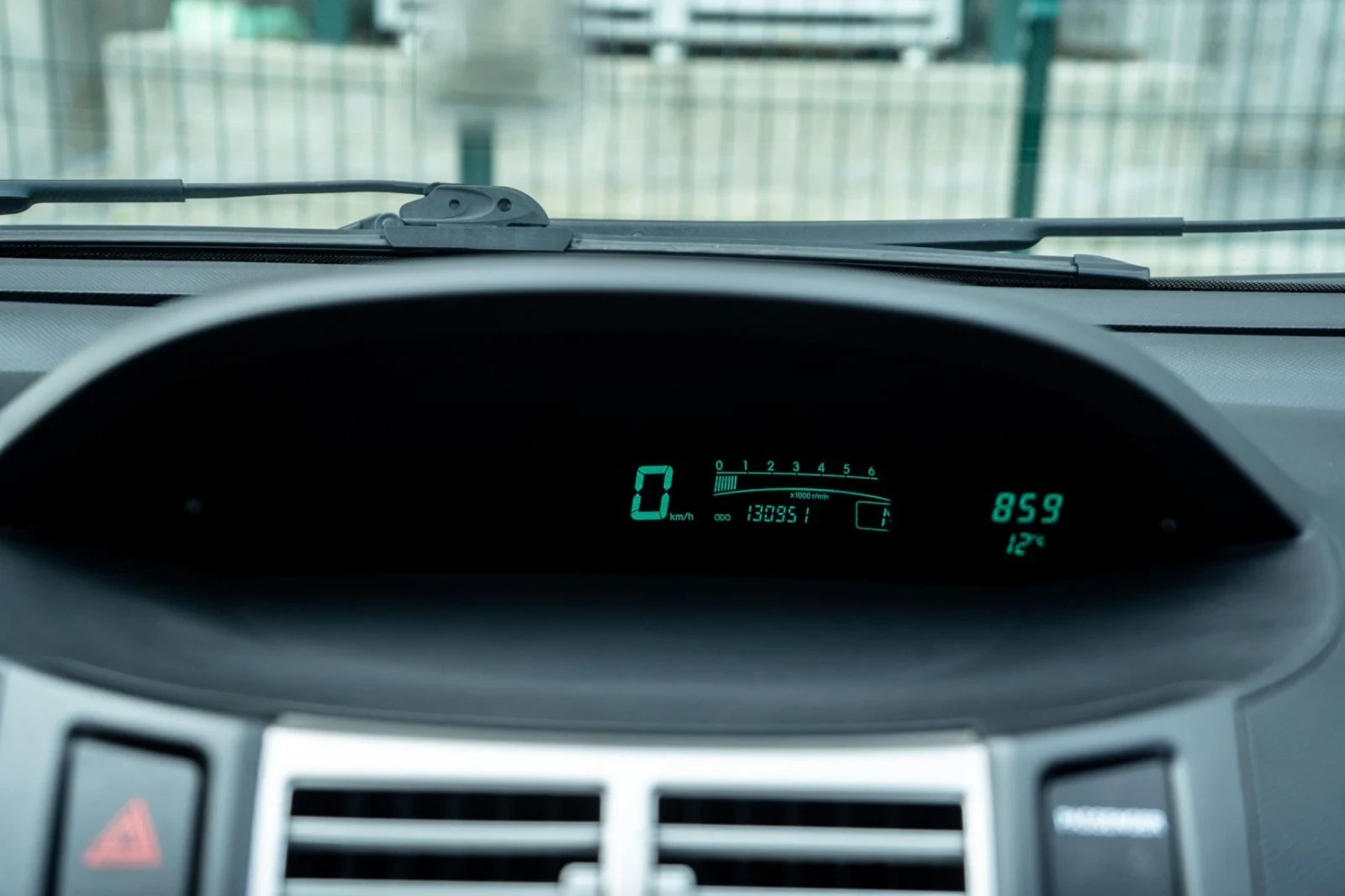 Toyota Yaris Автоматик!! 130 хил!  Реална, снимка 10 - Автомобили и джипове - 54213692