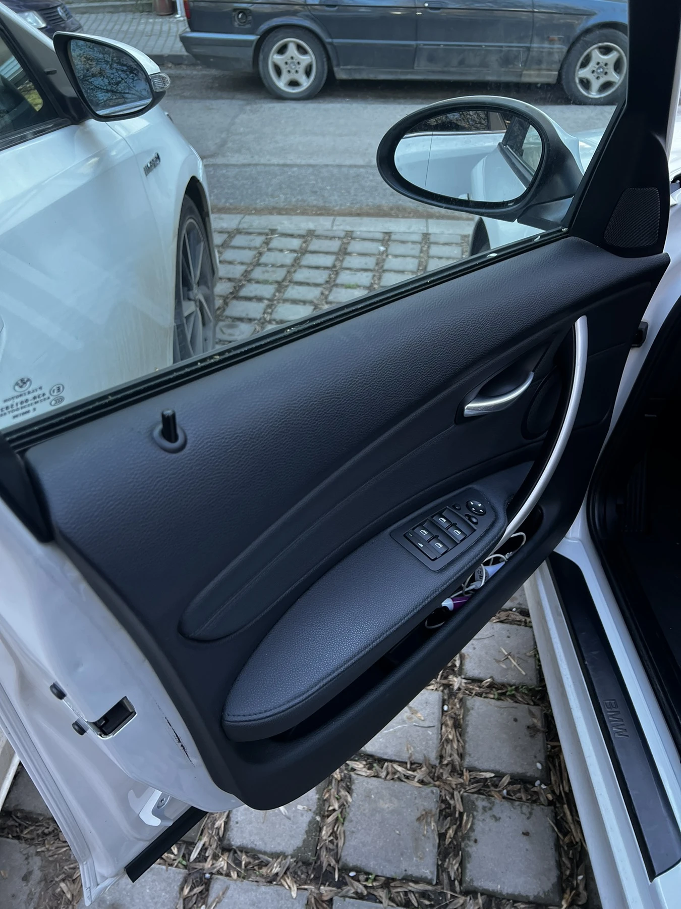 BMW 118 2.0d, снимка 13 - Автомобили и джипове - 54221874