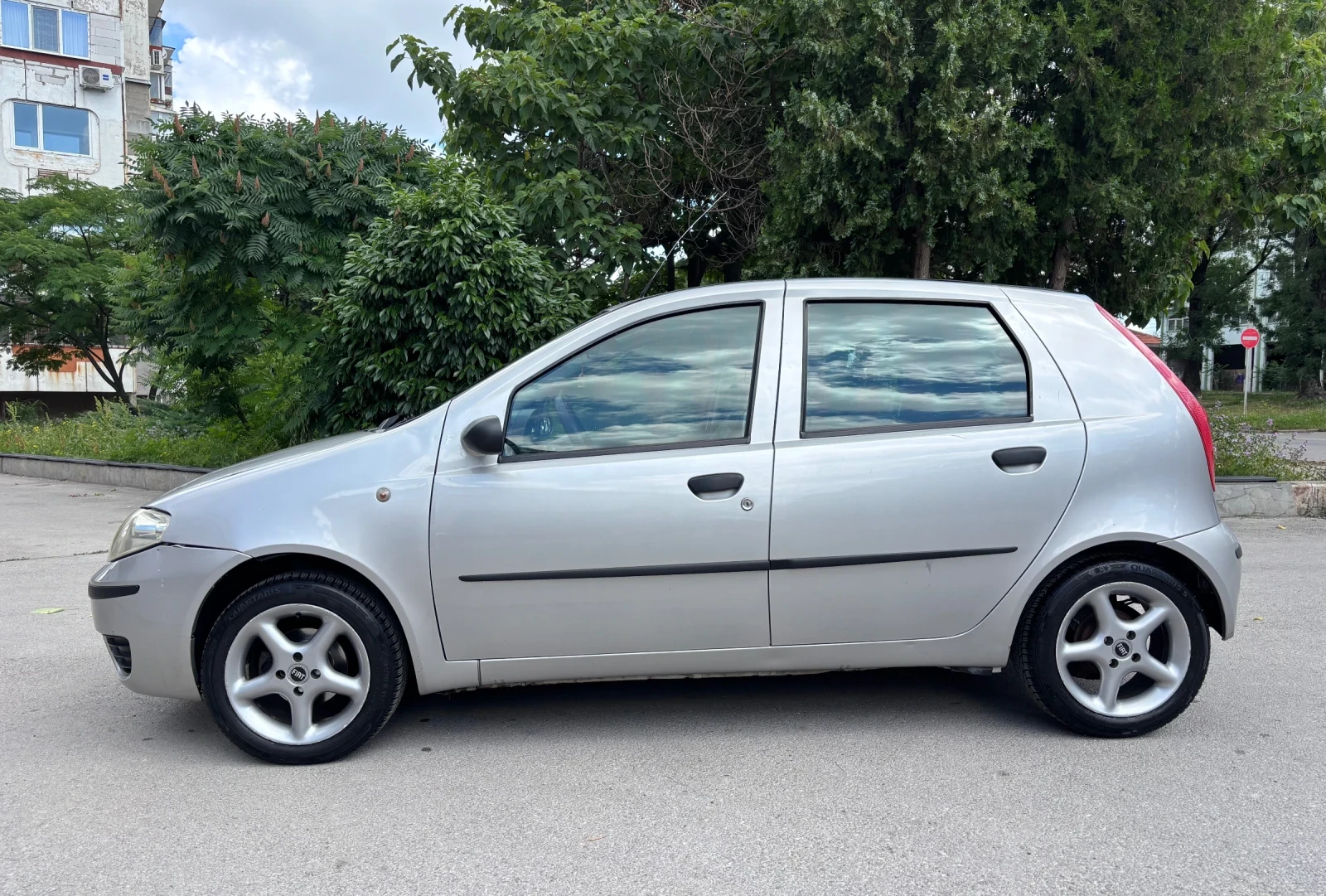 Fiat Punto, снимка 3 - Автомобили и джипове - 54891794