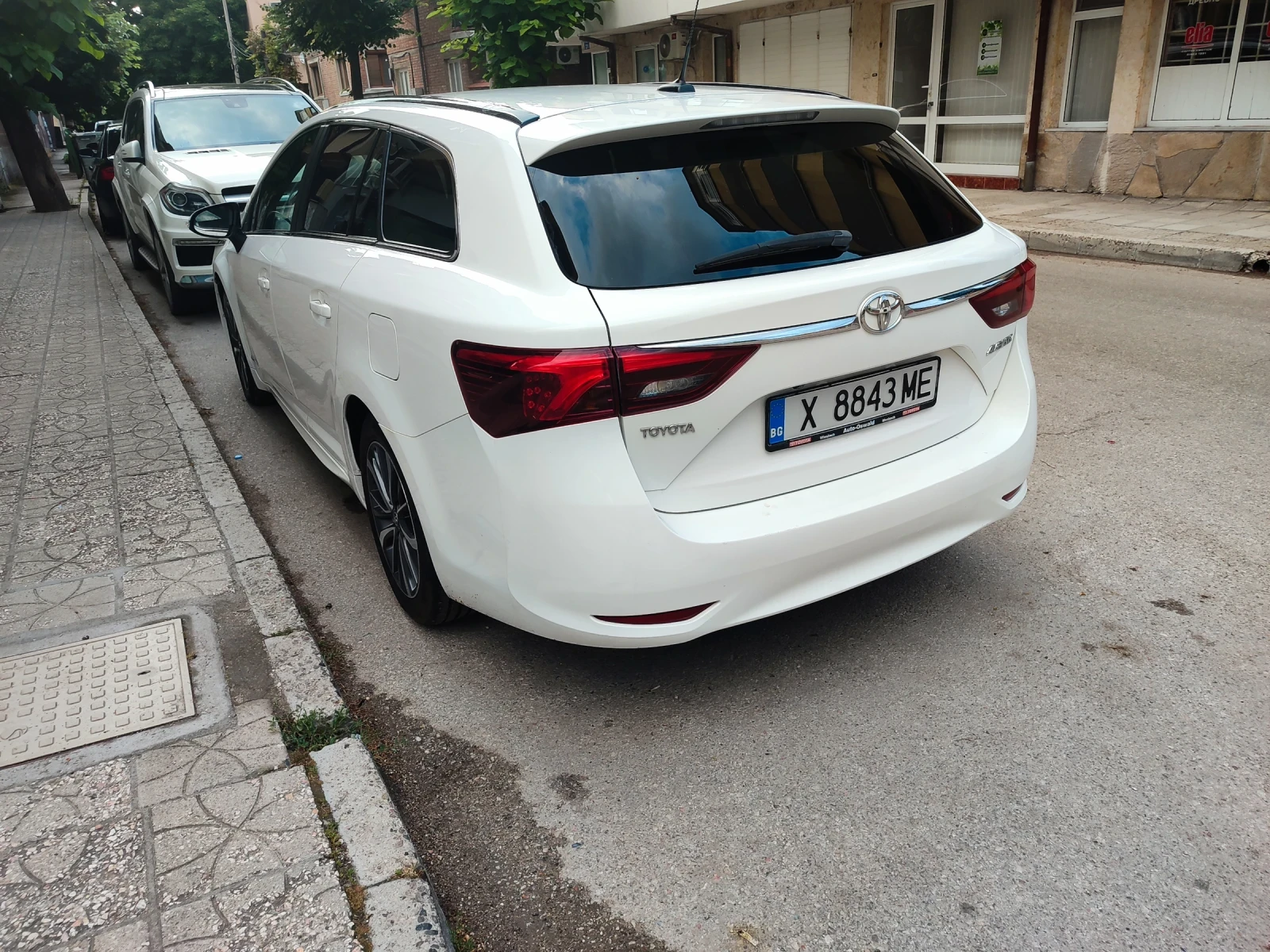 Toyota Avensis, снимка 9 - Автомобили и джипове - 55080750