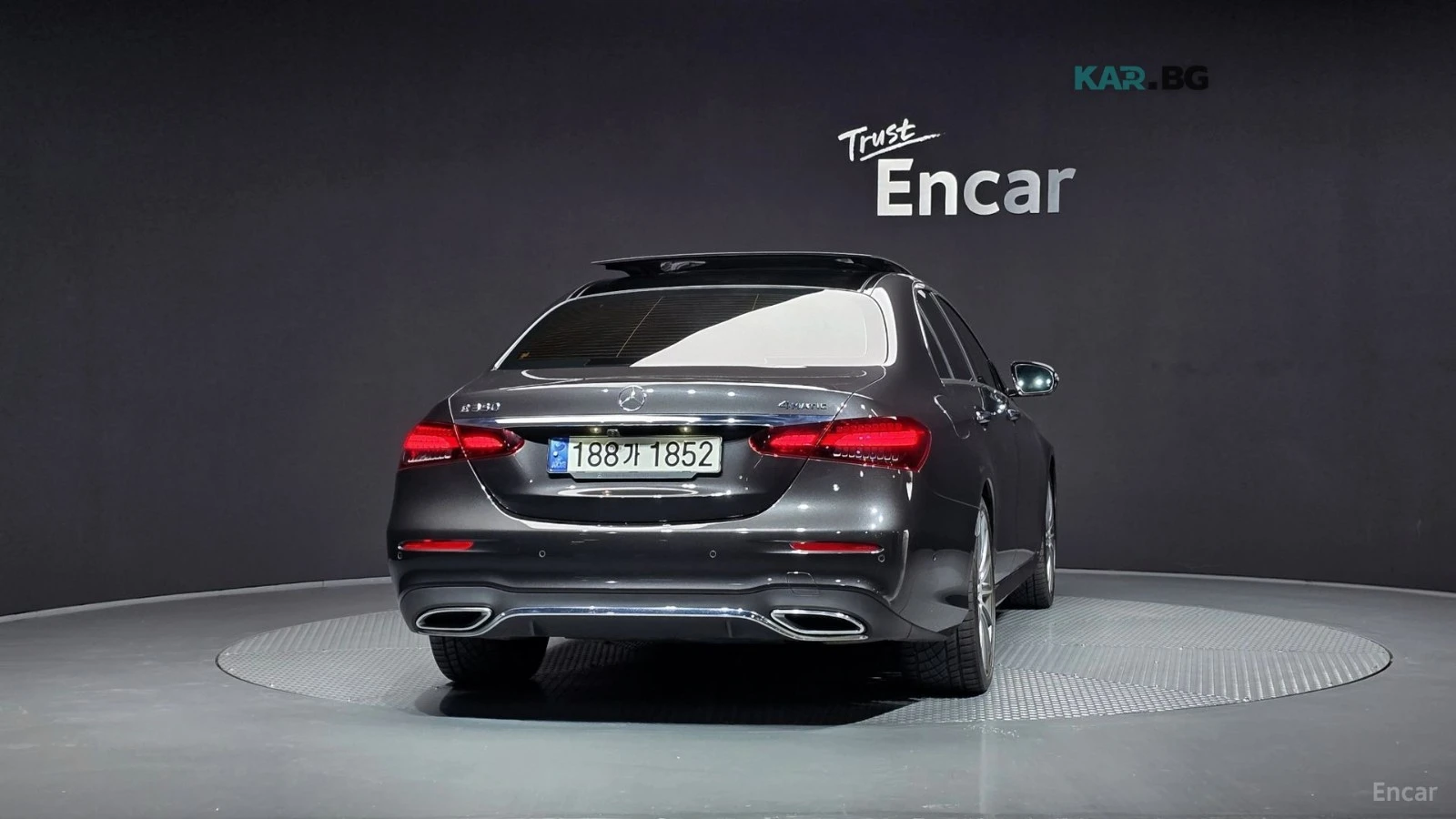 Mercedes-Benz E 350 AMG-LINE* 360CAMERA* BURMESTER* , снимка 4 - Автомобили и джипове - 55235942