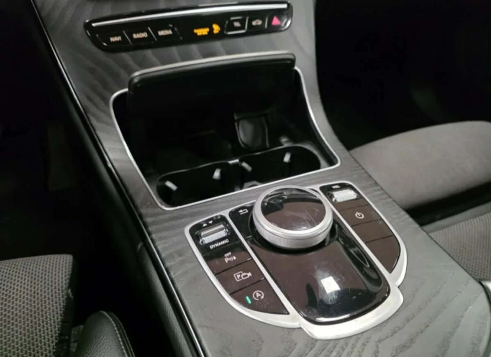 Mercedes-Benz C 220, снимка 14 - Автомобили и джипове - 55236977