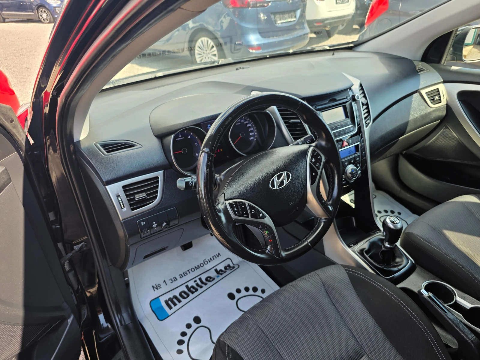 Hyundai I30 1.6CRDI 110K.C EURO 6 TOP | Mobile.bg � ����������� 14
