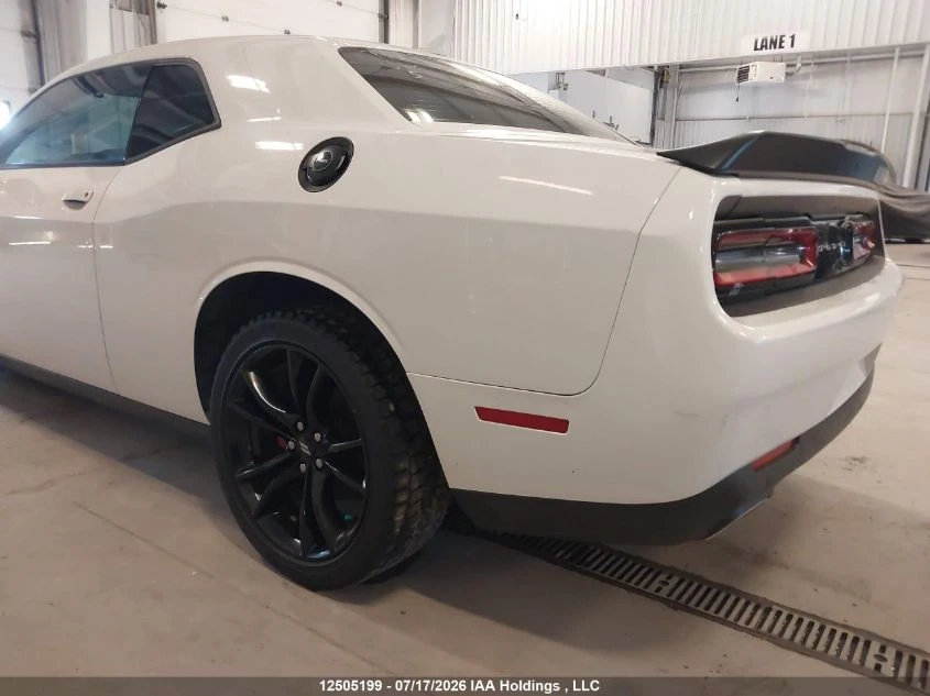 Dodge Challenger SXT PLUS 3.6L КОЖА/ПОДГРЕВ/ШИБЕДАХ, снимка 16 - Автомобили и джипове - 55434185