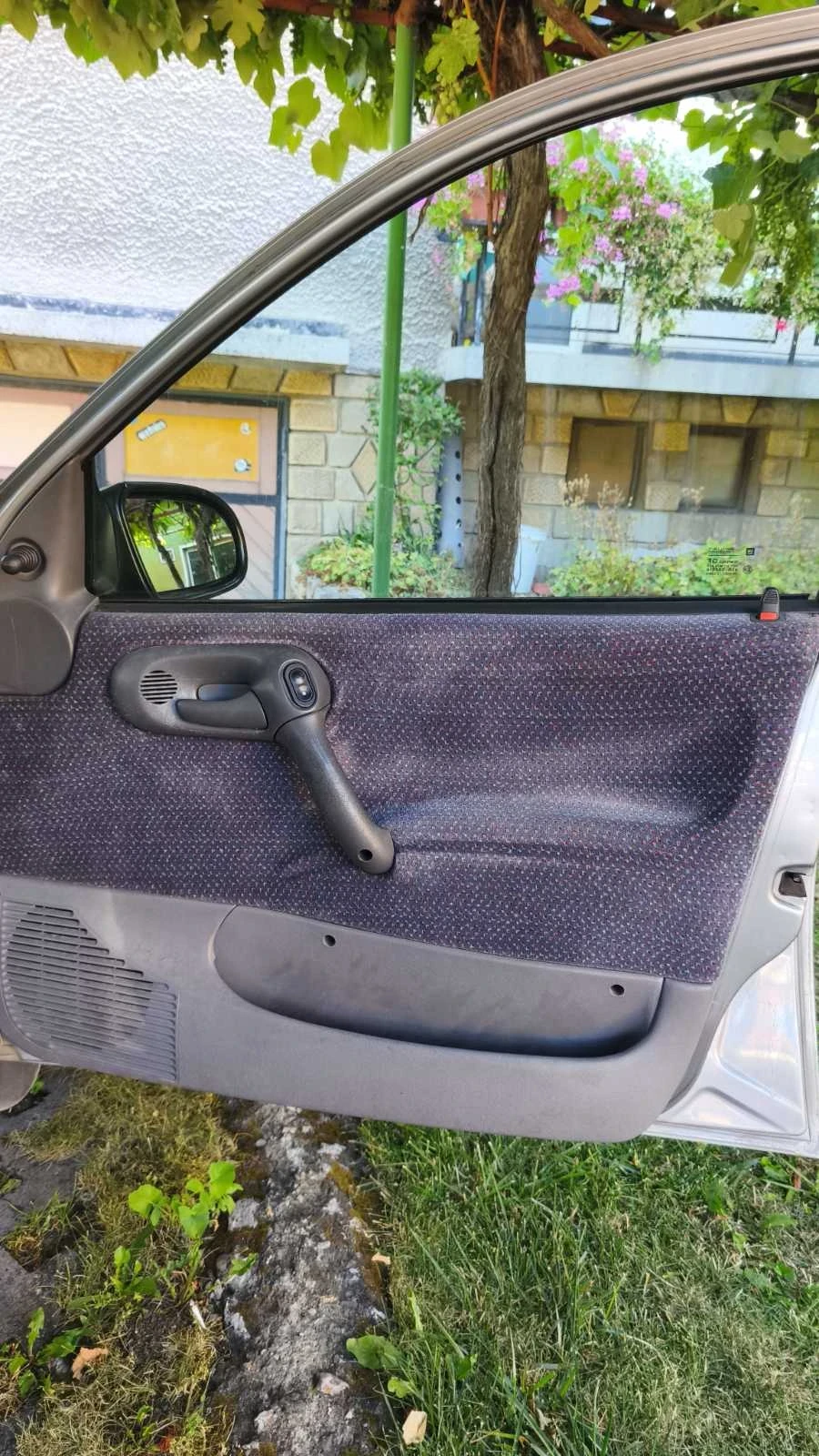 Opel Corsa 1.4 моноинжекция, снимка 6 - Автомобили и джипове - 55435132