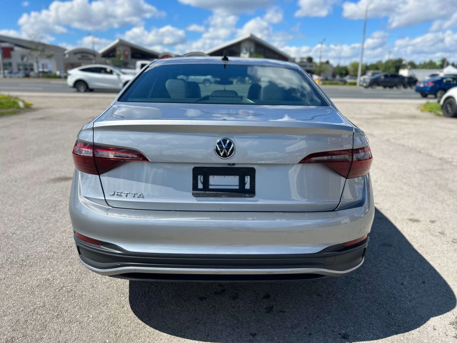 VW Jetta COMFORTLINE SPORT / ПАНО / ЛИЗИНГ / ЦЕНА до БГ, снимка 6 - Автомобили и джипове - 55467385