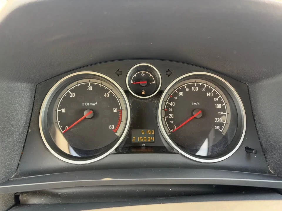 Opel Zafira, снимка 7 - Автомобили и джипове - 55631433