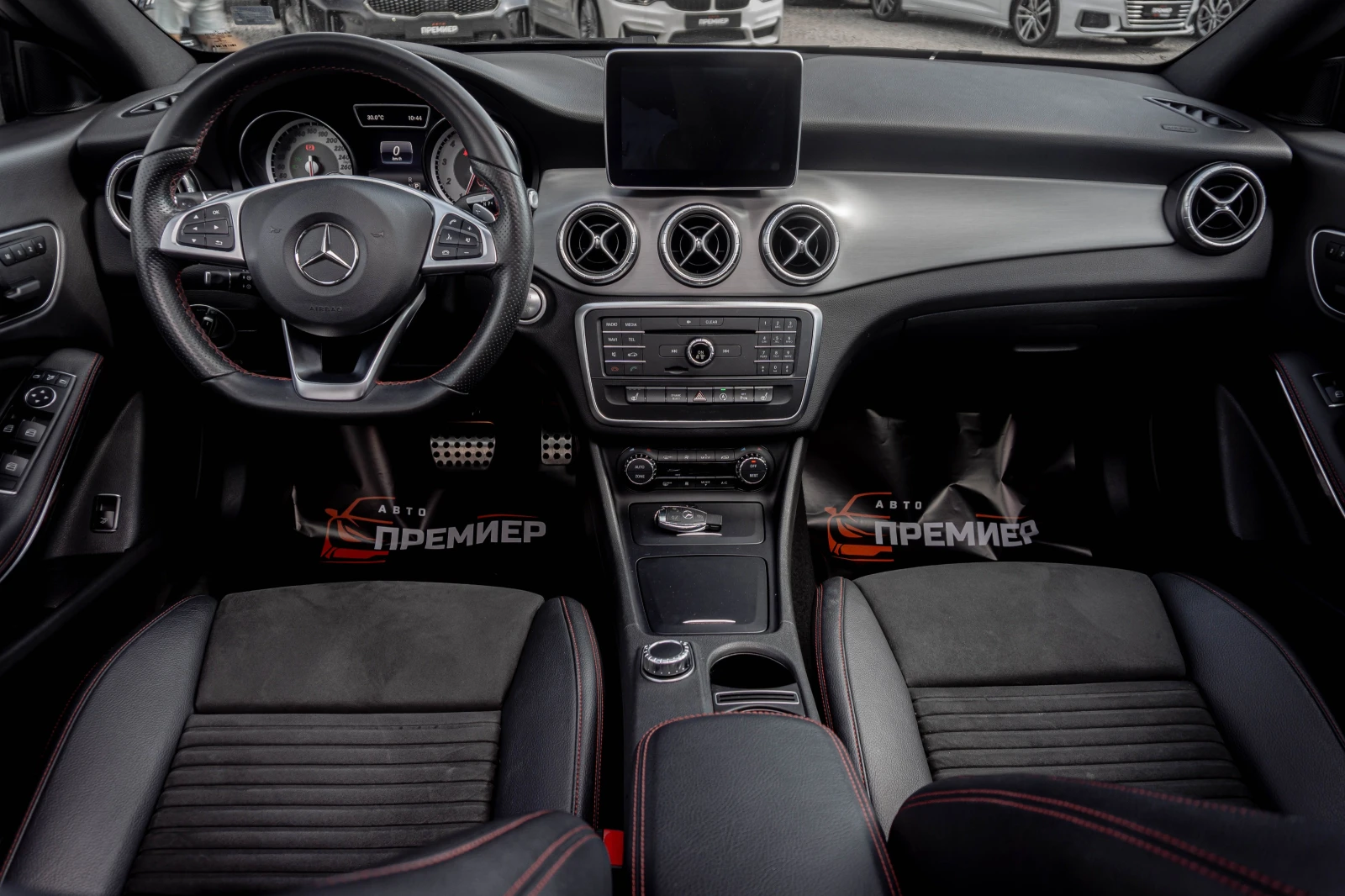 Mercedes-Benz CLA AMGPack-2.5-4MATIC-РЕАЛНИ КМ!, снимка 9 - Автомобили и джипове - 55655196