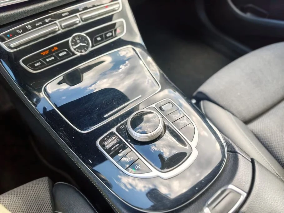Mercedes-Benz E 220 9G-tronic Avantgarde, снимка 8 - Автомобили и джипове - 55843264