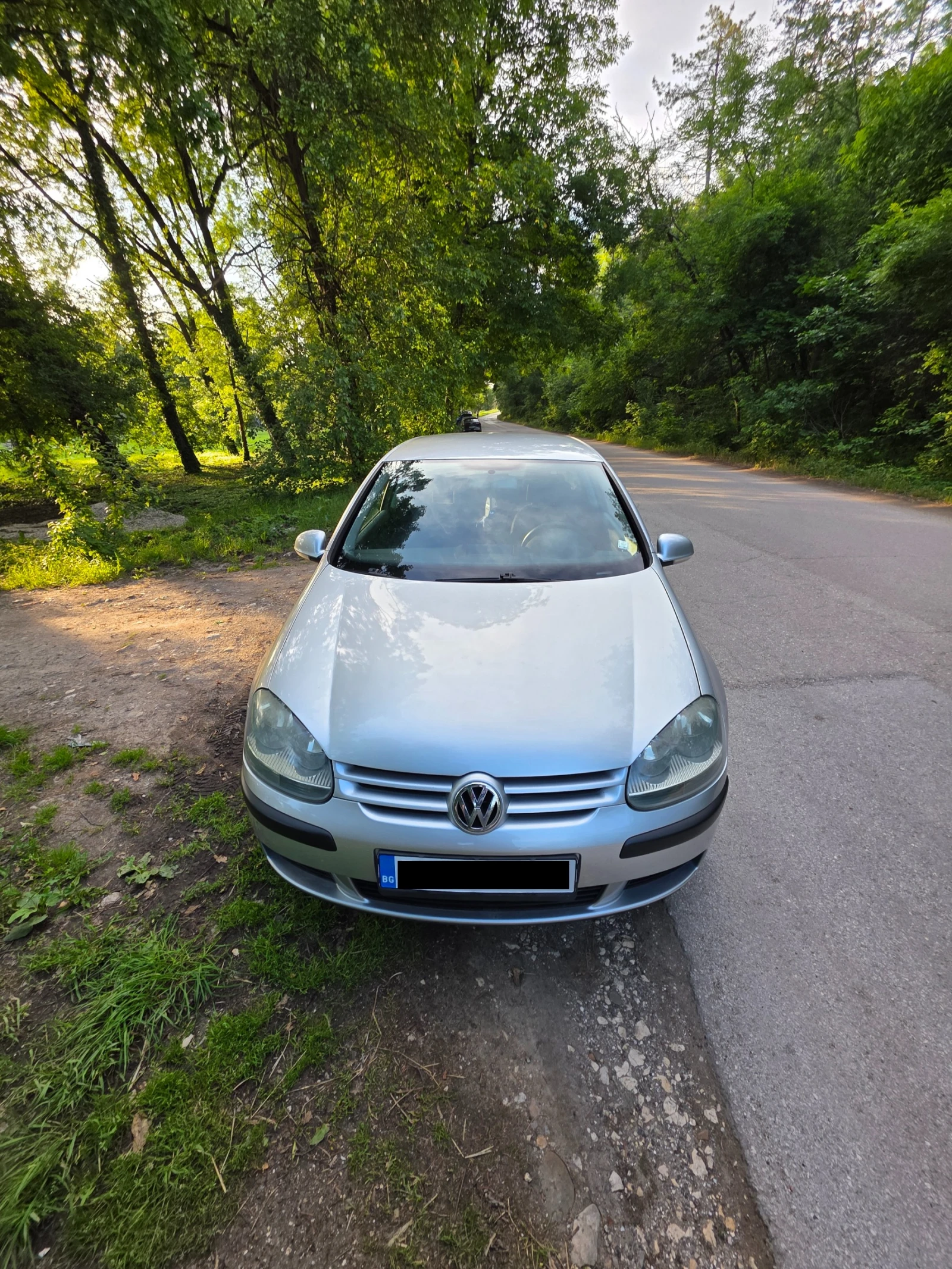 VW Golf V 1.4 / 192 хил.км / обслужен / 2 комплекта гуми, снимка 5 - Автомобили и джипове - 55880663