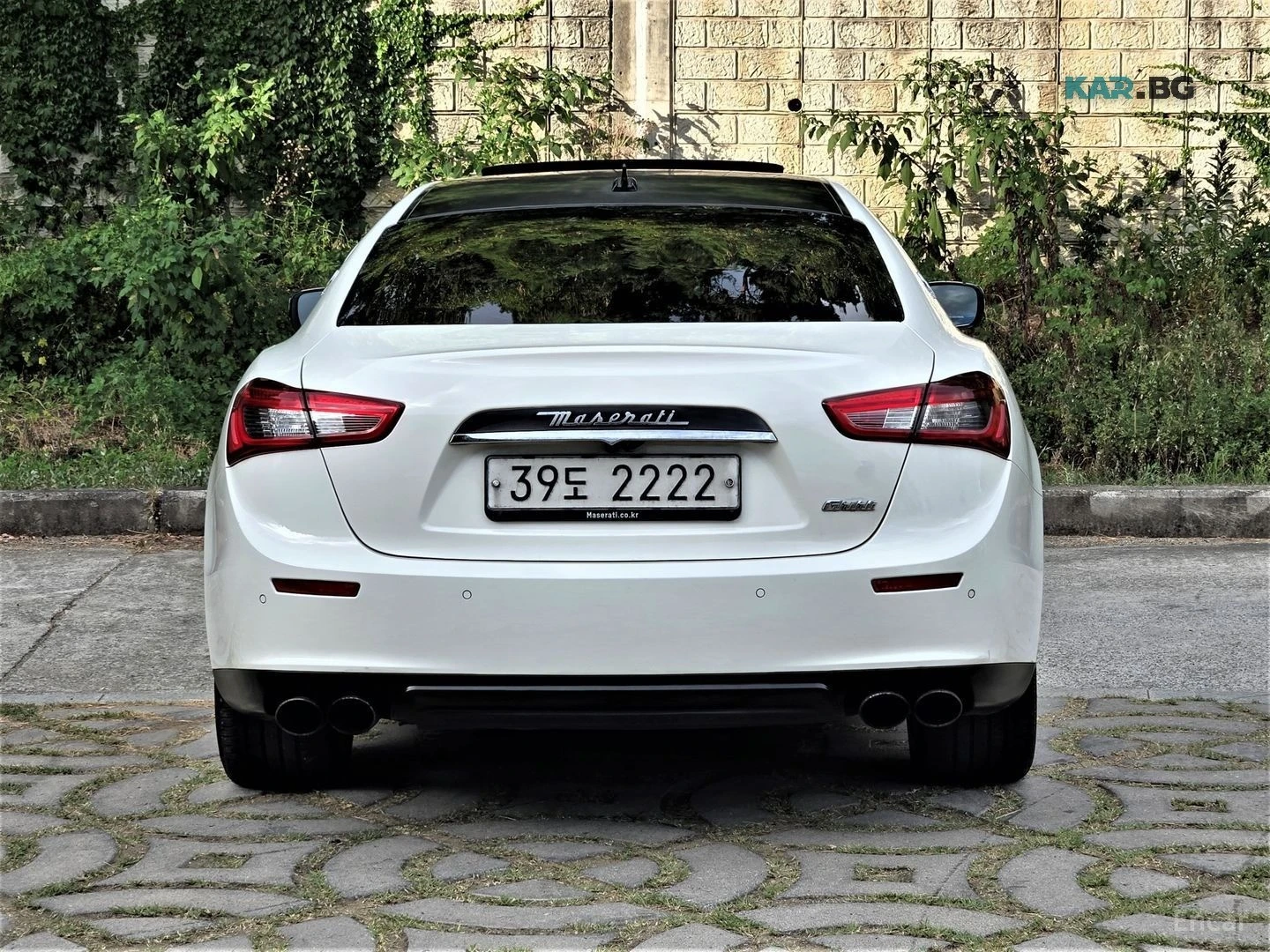 Maserati Ghibli 3.0 DIESEL* PANO* ПОДГРЕВ* НАВИ* КАМЕРА, снимка 4 - Автомобили и джипове - 55932102