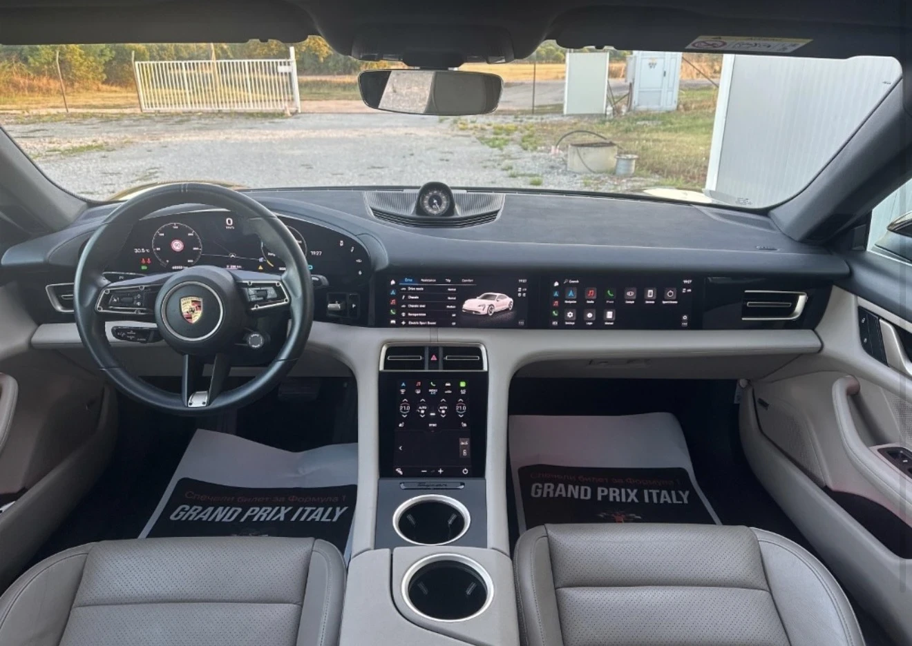 Porsche Taycan 93kw, снимка 7 - Автомобили и джипове - 56197694